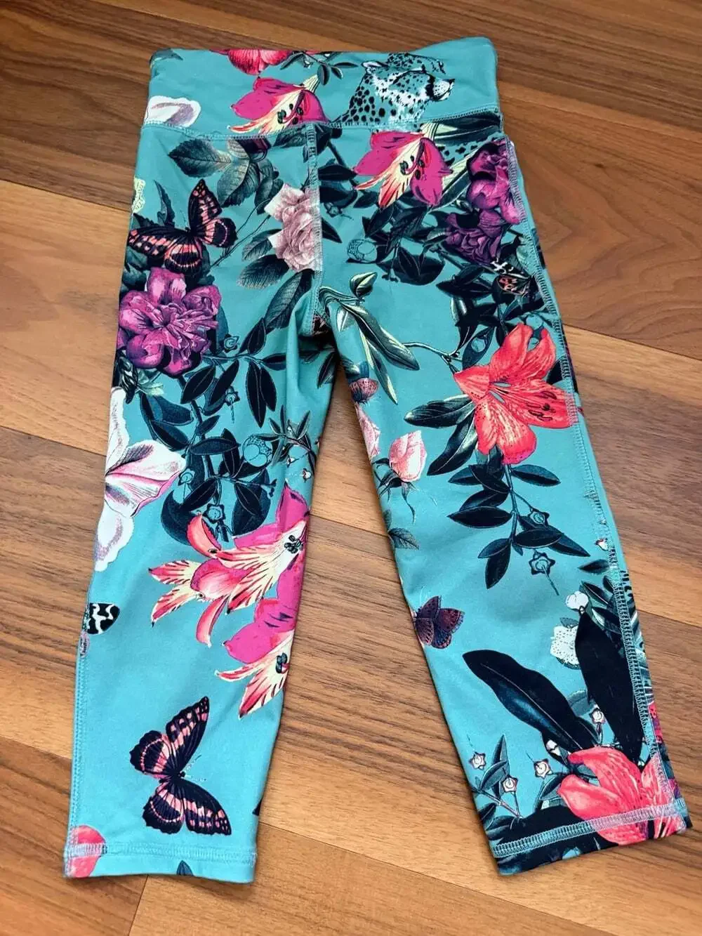 GAP cropped floral